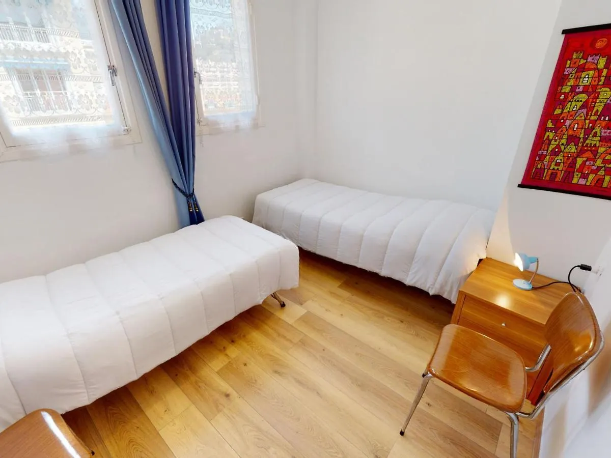 Charmant 3 Pieces Avec Balcon, Apercu Mer, Calme, Proche Plage Et Centre - Menton - Fr-1-196-322 0*,  צרפת